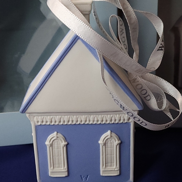 Wedgewood UK Collectible "Bless this Home" Ornament. In Box. - Picture 6 of 7